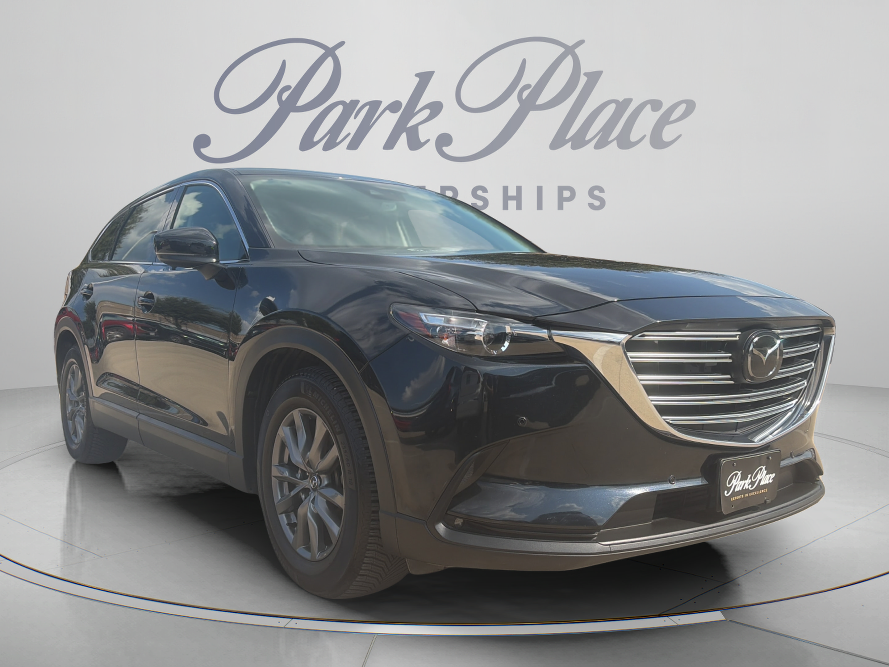 Used 2021 MAZDA CX-9 Touring w/ Touring Premium Package FWD image 9