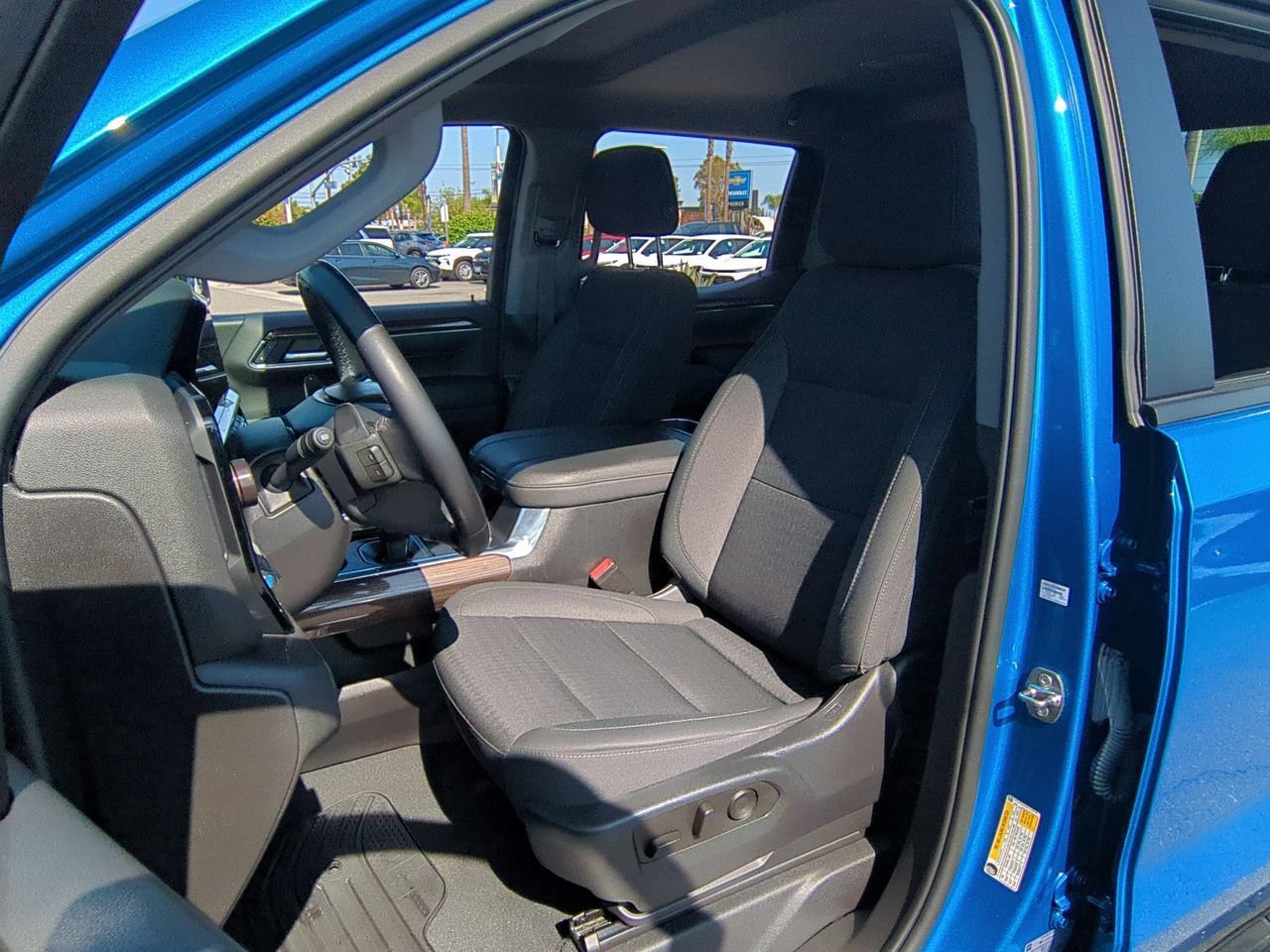 Used 2023 Chevrolet Silverado 1500 RST w/ Z71 Off-Road Package AWD/4WD image 19
