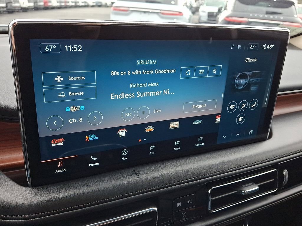 Certified 2022 Lincoln Nautilus Reserve image 18