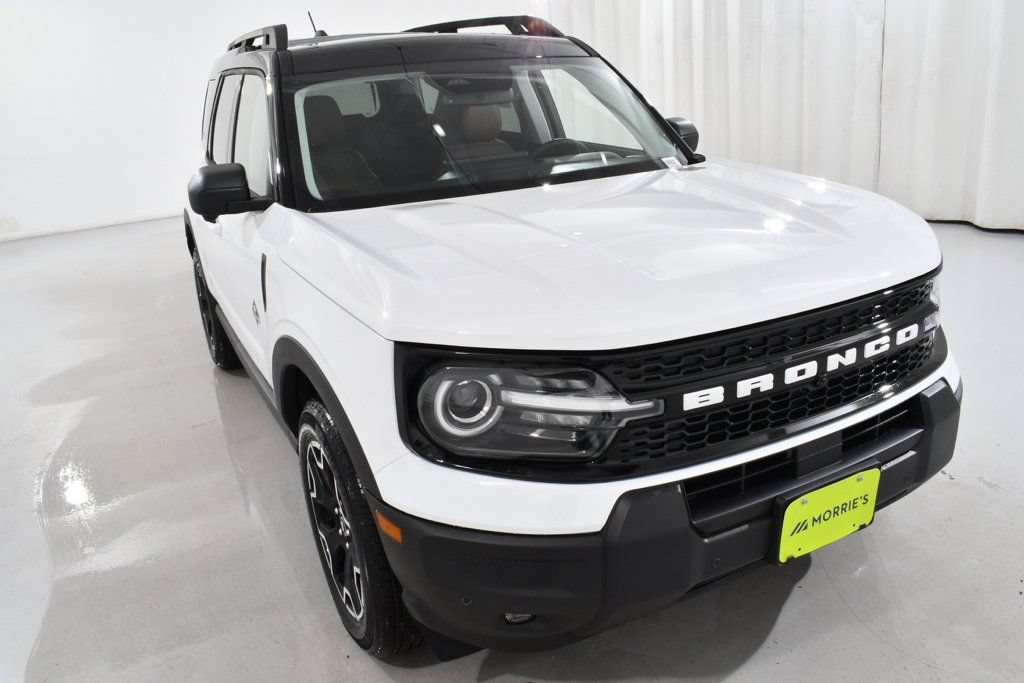 New 2025 Ford Bronco Sport Outer Banks w/ Outer Banks Tech Package+ AWD/4WD image 4