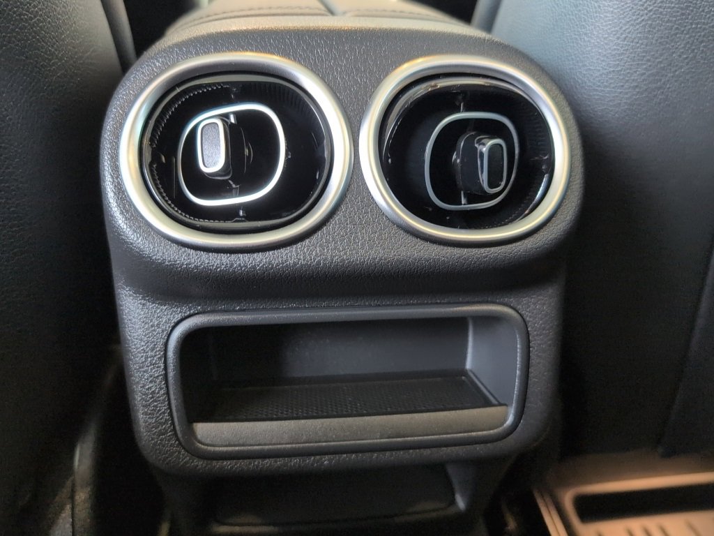 Used 2023 Mercedes-Benz GLC 300 4MATIC image 35