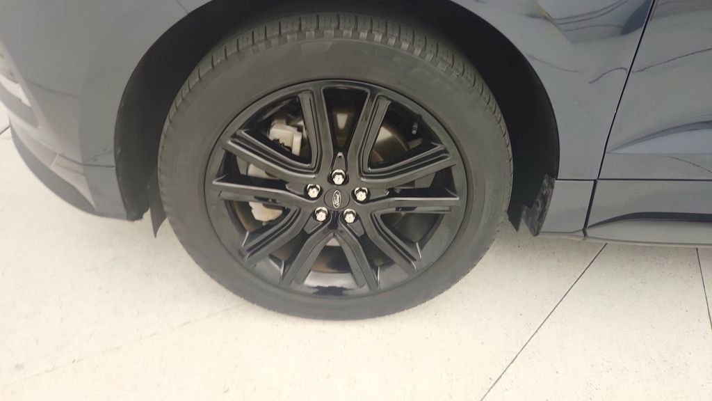 Used 2023 Ford Edge ST-Line AWD/4WD image 28