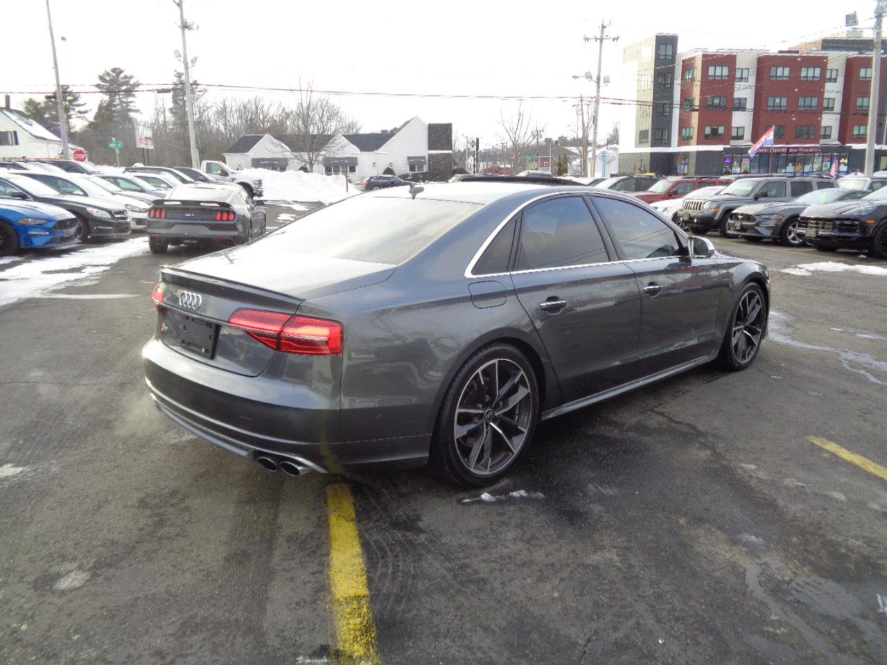 Used 2016 Audi S8 Plus w/ Driver Assistance Package image 17