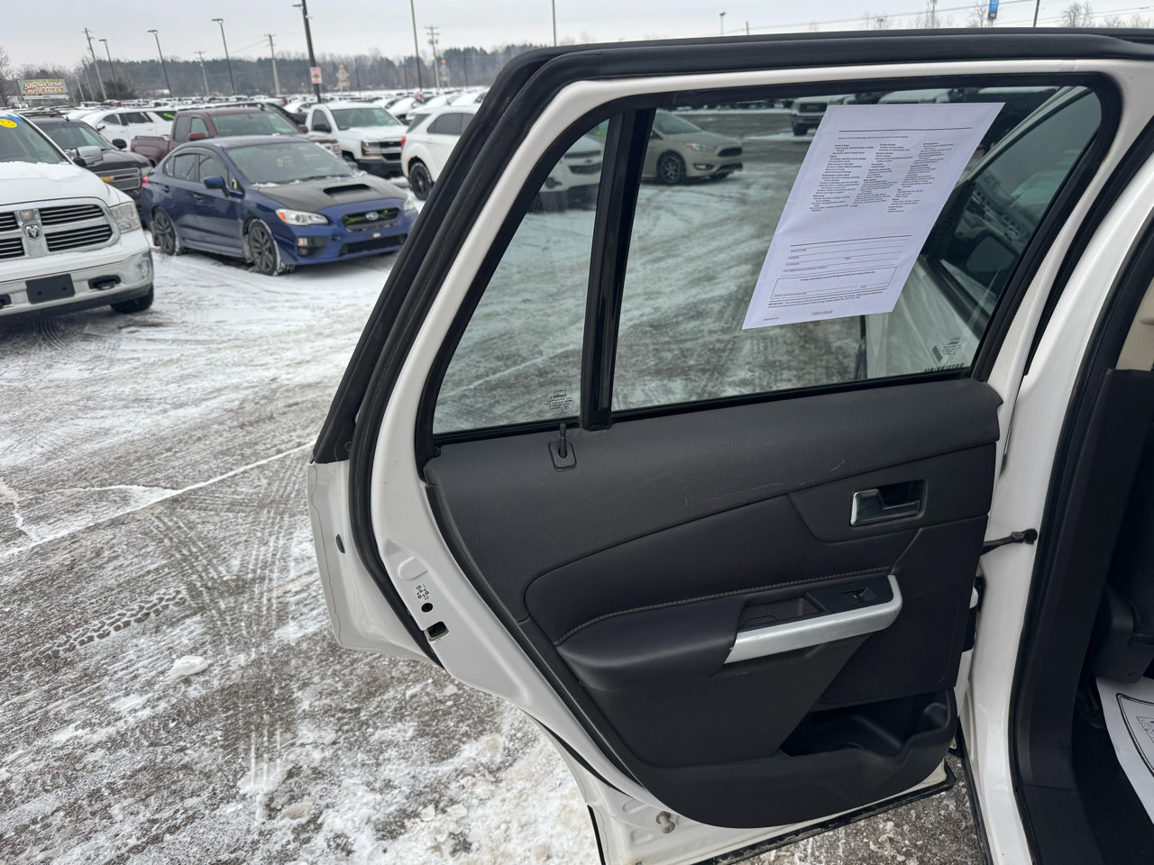 Used 2013 Ford Edge SEL image 13