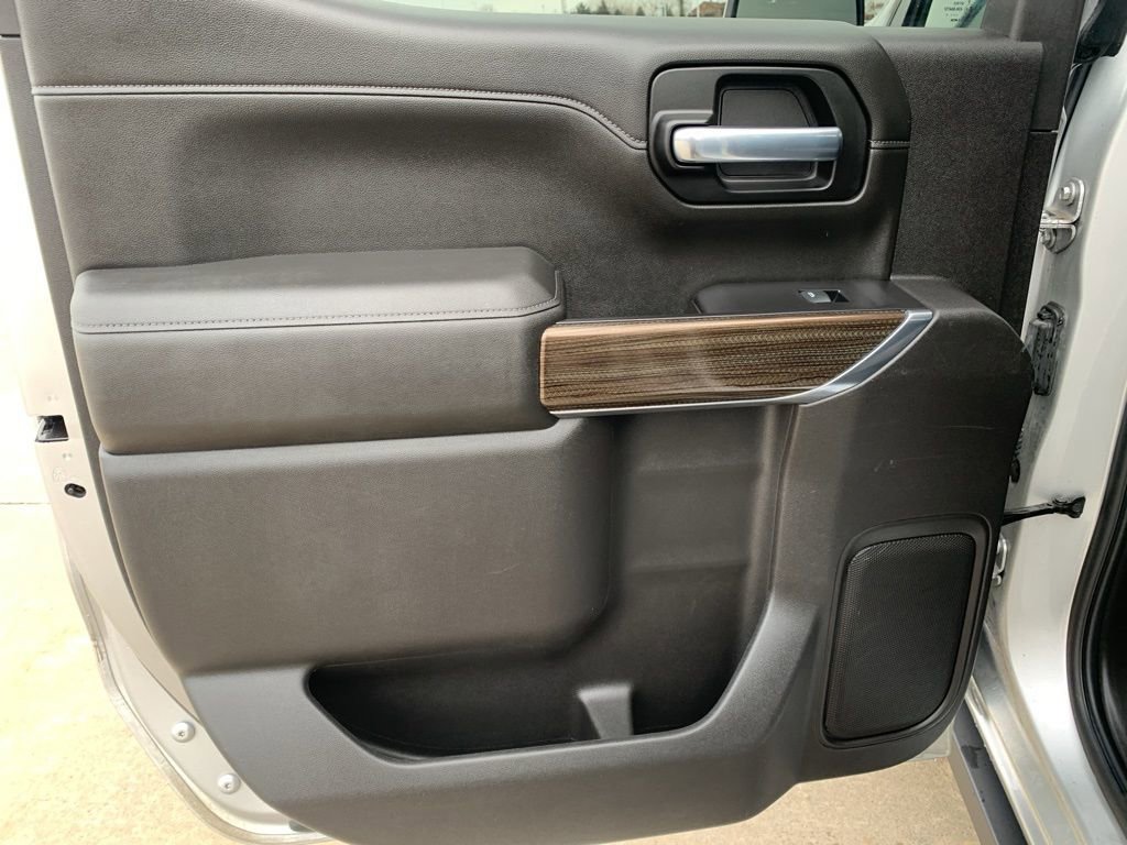 Used 2021 Chevrolet Silverado 1500 LT Trail Boss w/ Convenience Package II image 12