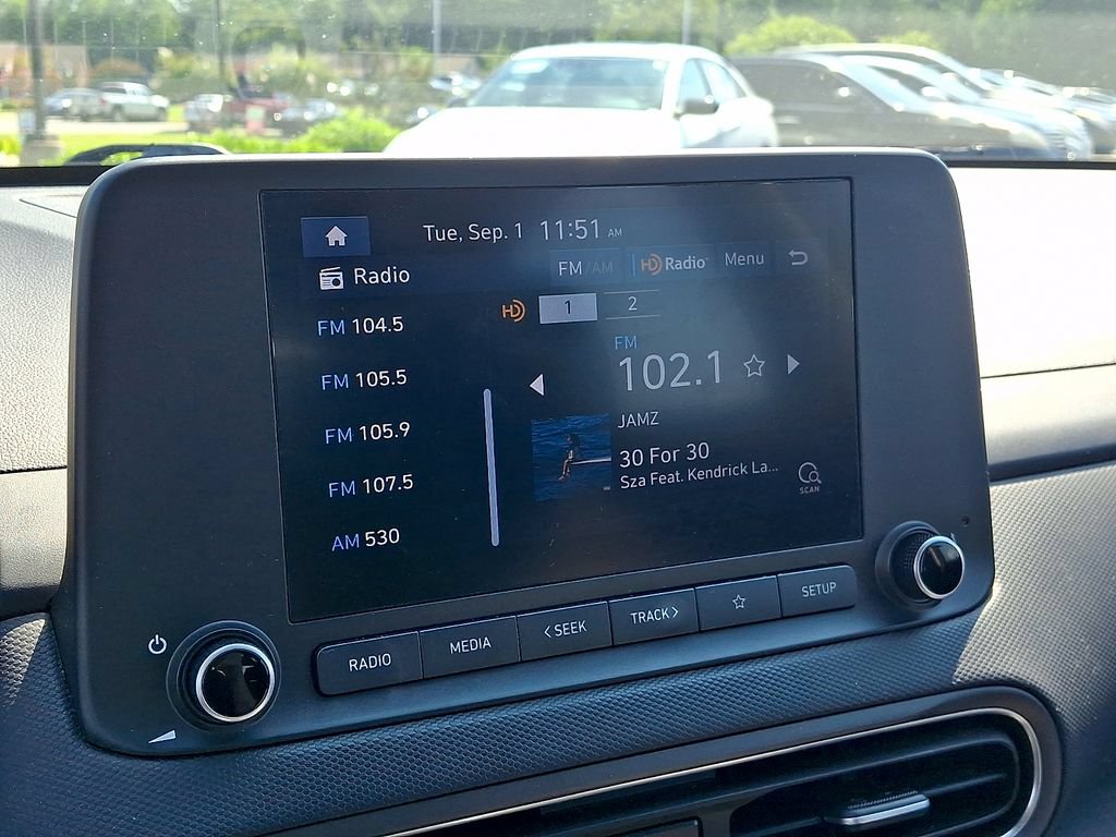 Used 2022 Hyundai Kona SE FWD image 16