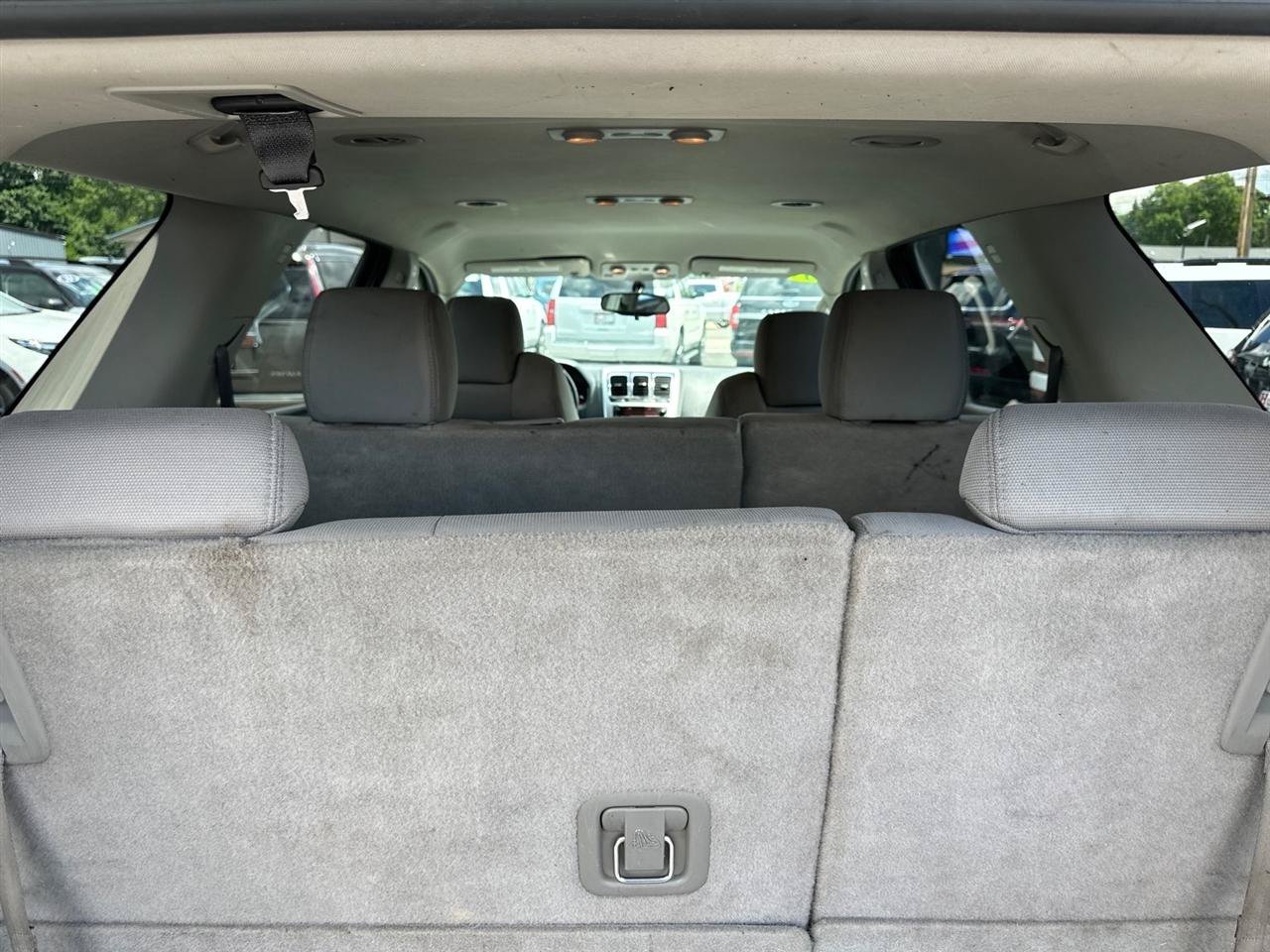 Used 2011 GMC Acadia SL w/ Preferred Package FWD image 12