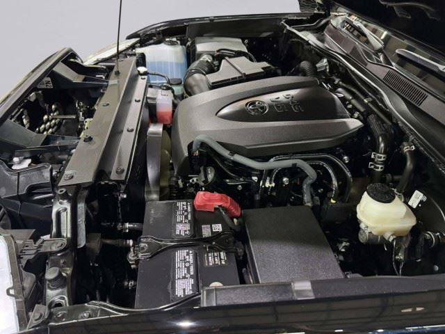 Used 2023 Toyota Tacoma SR5 RWD image 12