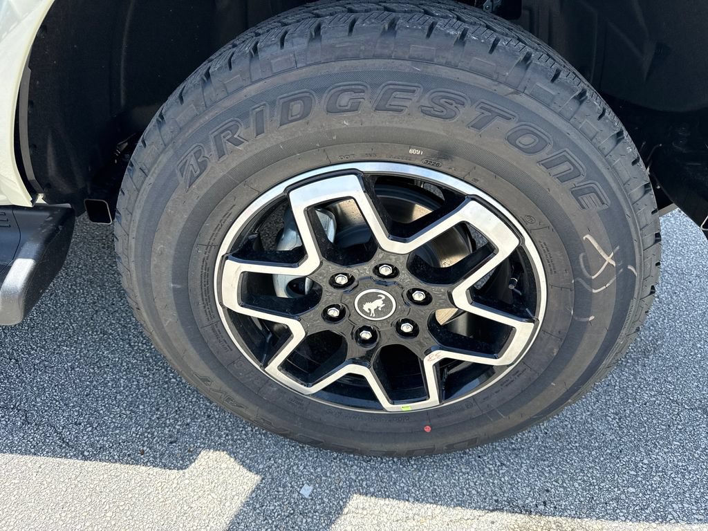 New 2026 Ford Bronco Outer Banks AWD/4WD image 11