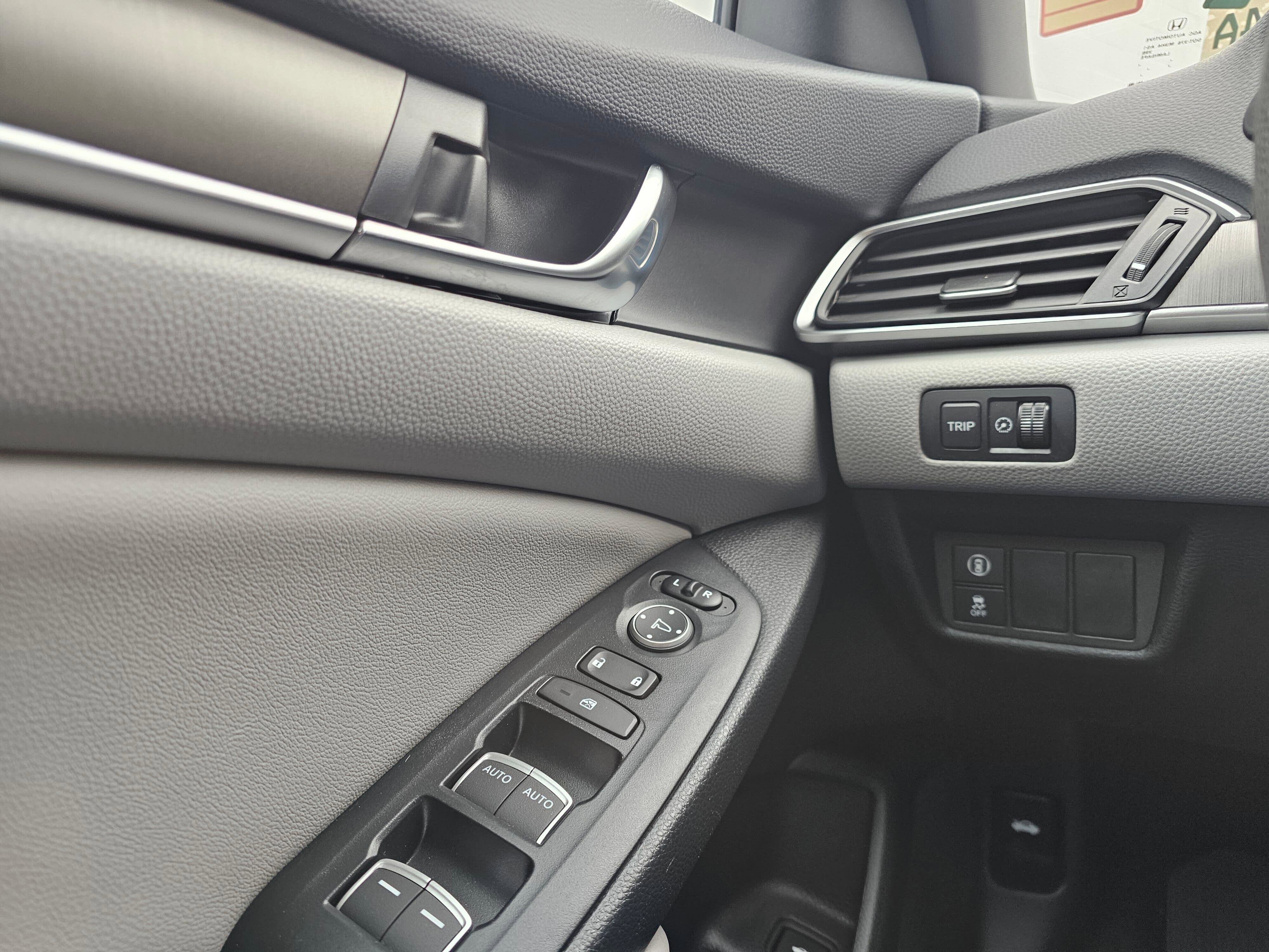 Used 2019 Honda Accord LX image 30