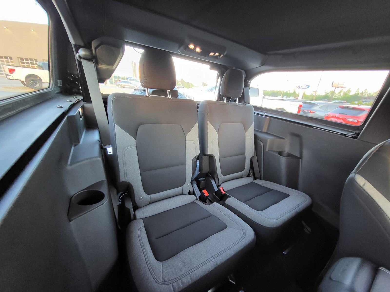 Used 2025 Ford Bronco 2-Door w/ Sasquatch Package image 11