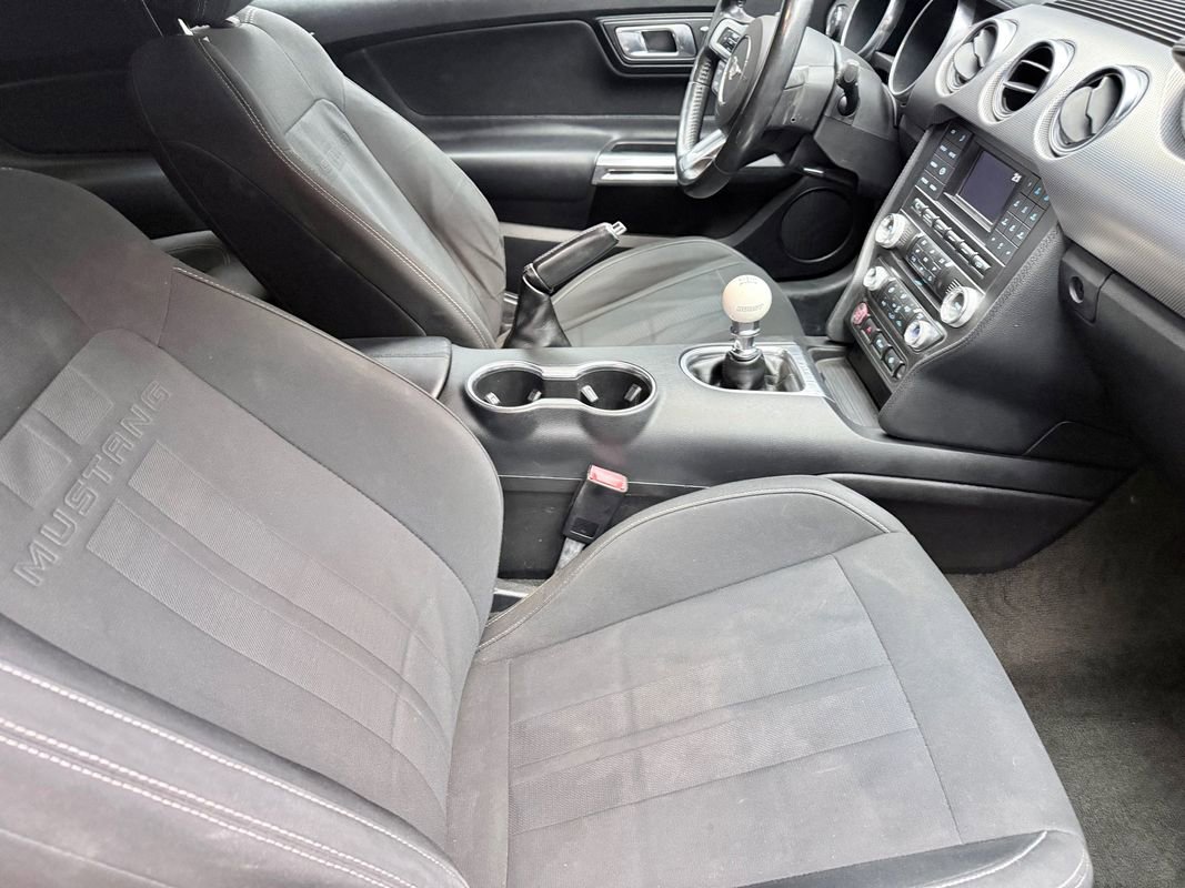 Used 2018 Ford Mustang GT RWD image 11