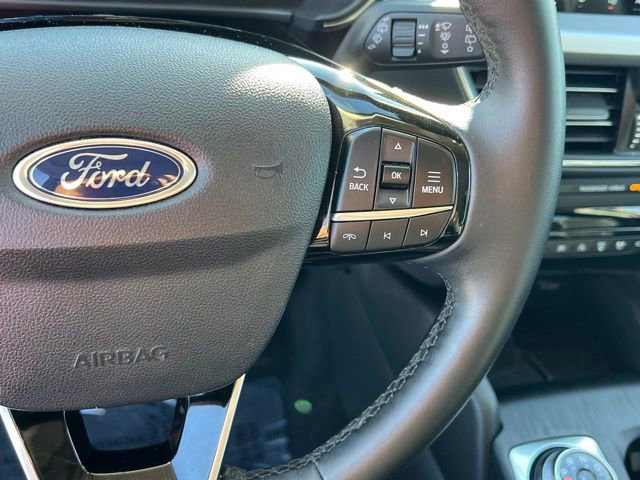 Used 2024 Ford Escape Platinum image 25