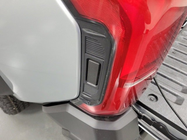 New 2025 Toyota Tacoma 4x4 Double Cab Hybrid image 15