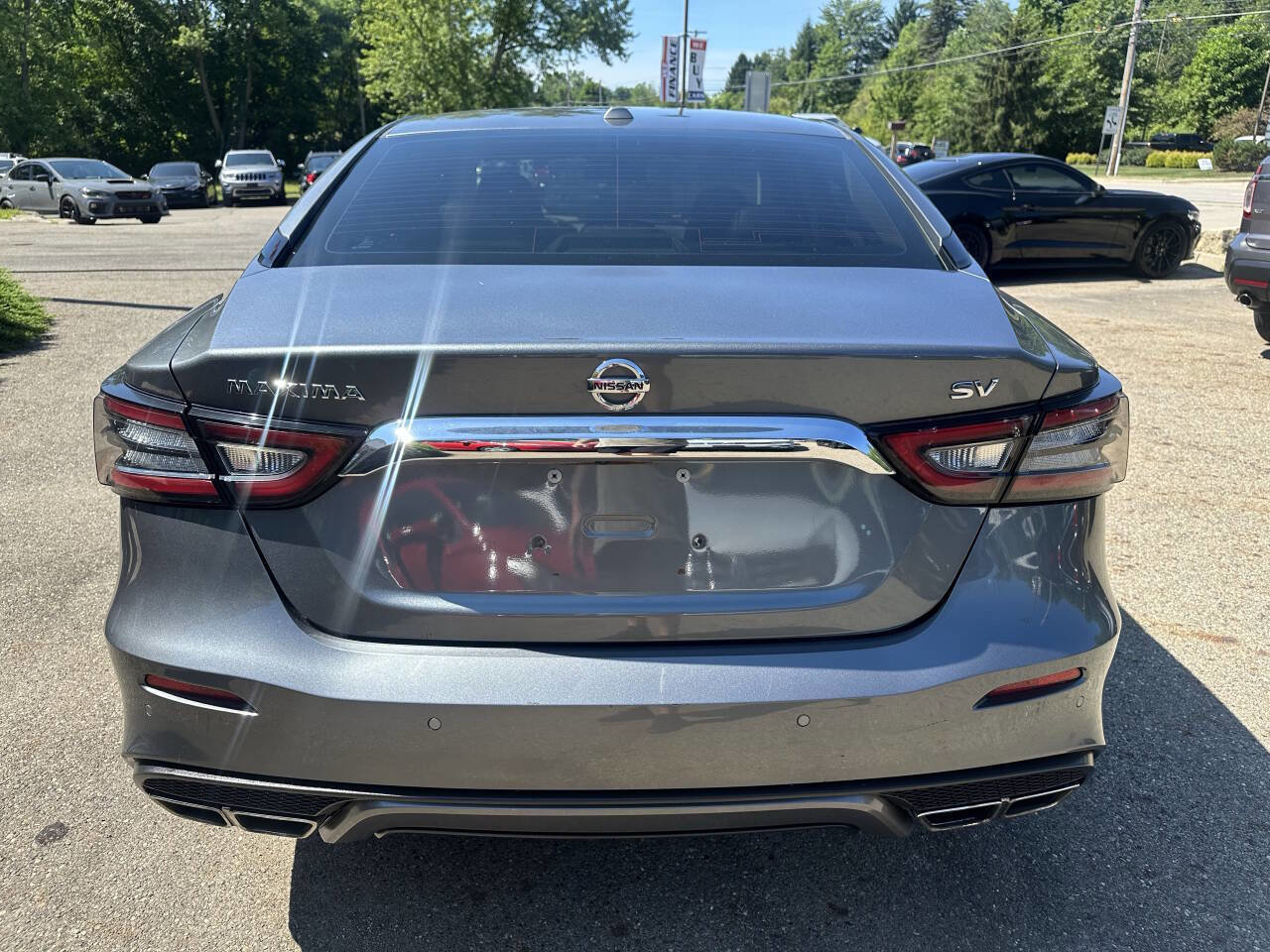 Used 2020 Nissan Maxima 3.5 SV w/ Floor Mat Group FWD image 5