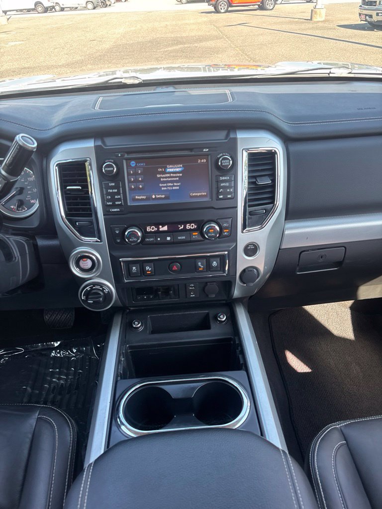 Used 2018 Nissan Titan PRO-4X w/ Pro-4x Convenience Package AWD/4WD image 24