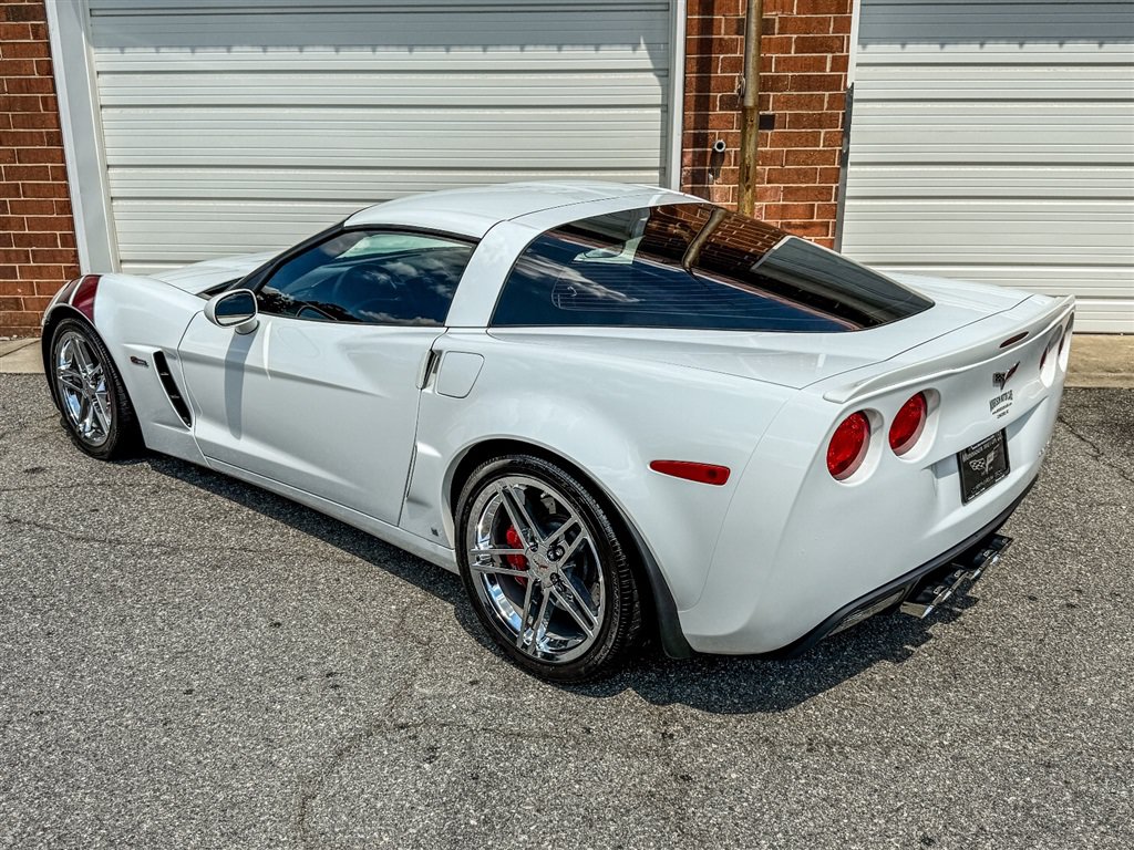 Used 2007 Chevrolet Corvette Z06 w/ Preferred Equipment Group RWD image 20