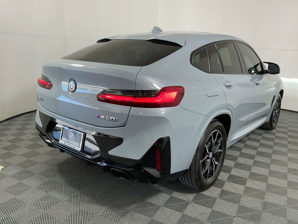 Used 2023 BMW X4 M40i w/ Premium Package image 5