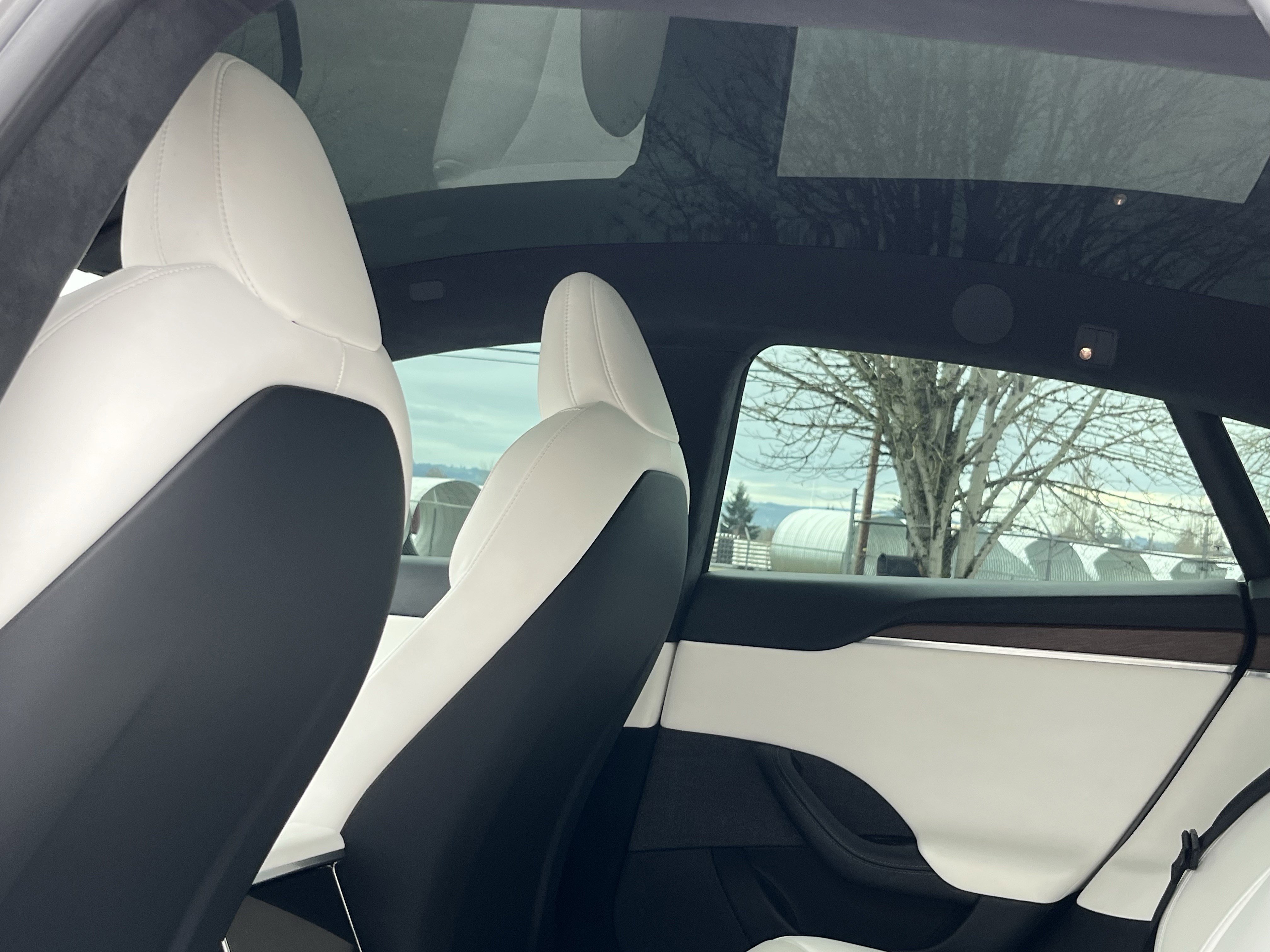 Used 2022 Tesla Model S image 15