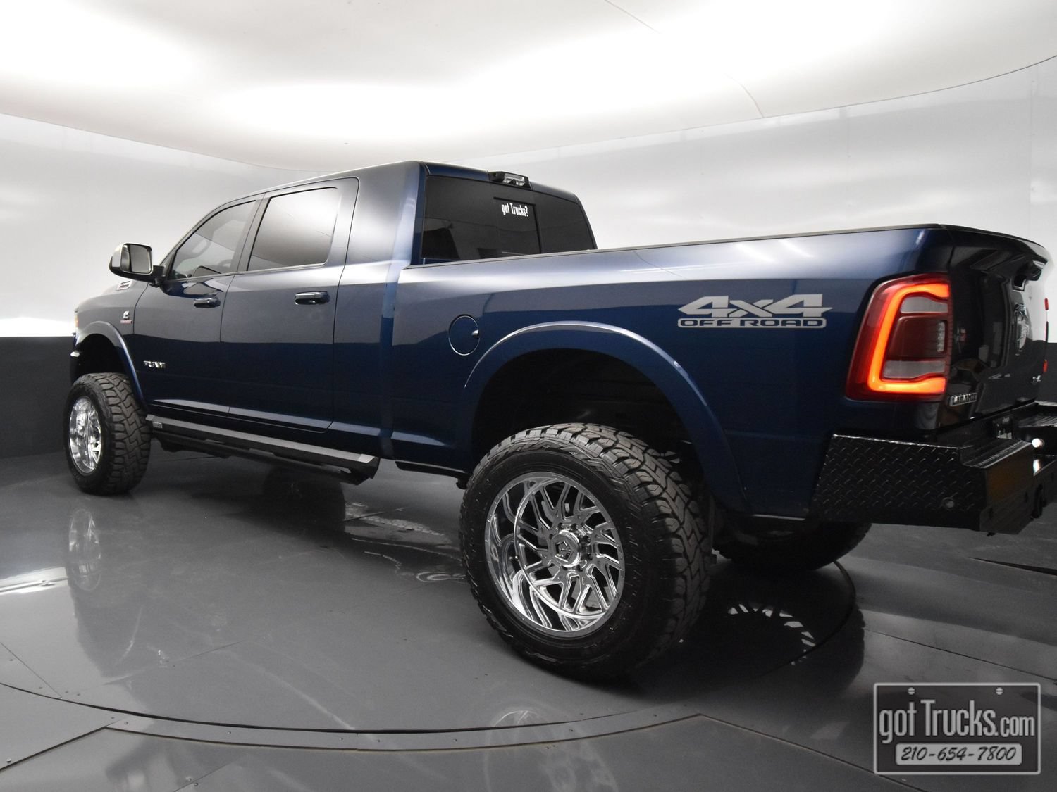 Used 2020 RAM 2500 Laramie AWD/4WD image 5