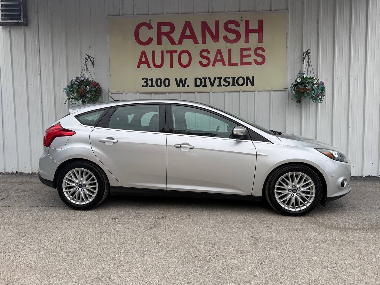 Used 2013 Ford Focus Titanium FWD image 4