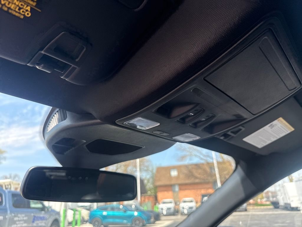 Used 2025 Ford Escape ST-Line Elite w/ Premium Technology Package AWD/4WD image 46