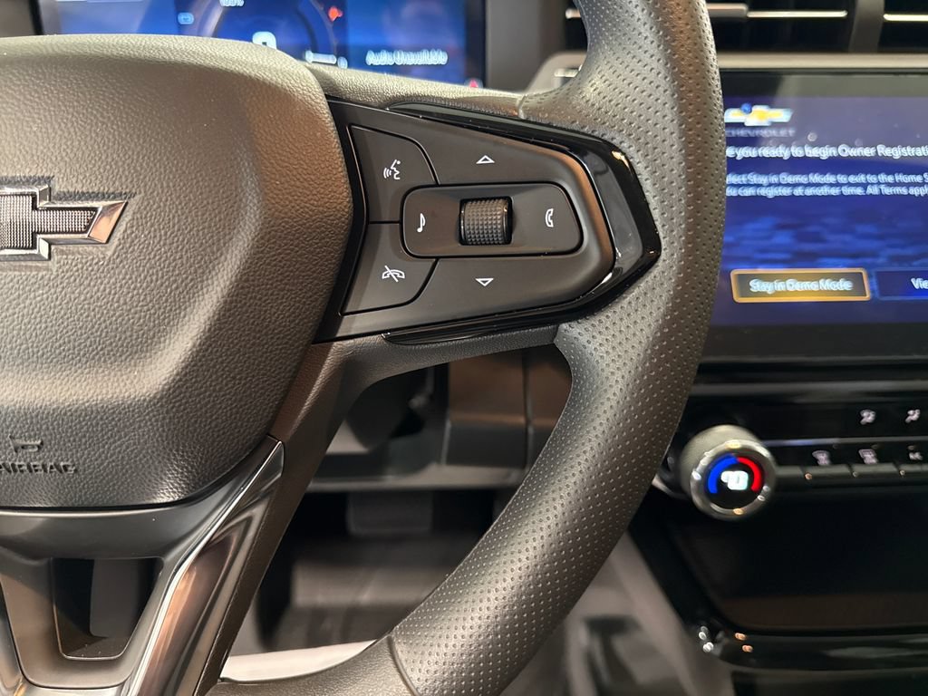 New 2027 Chevrolet Bolt LT FWD image 4