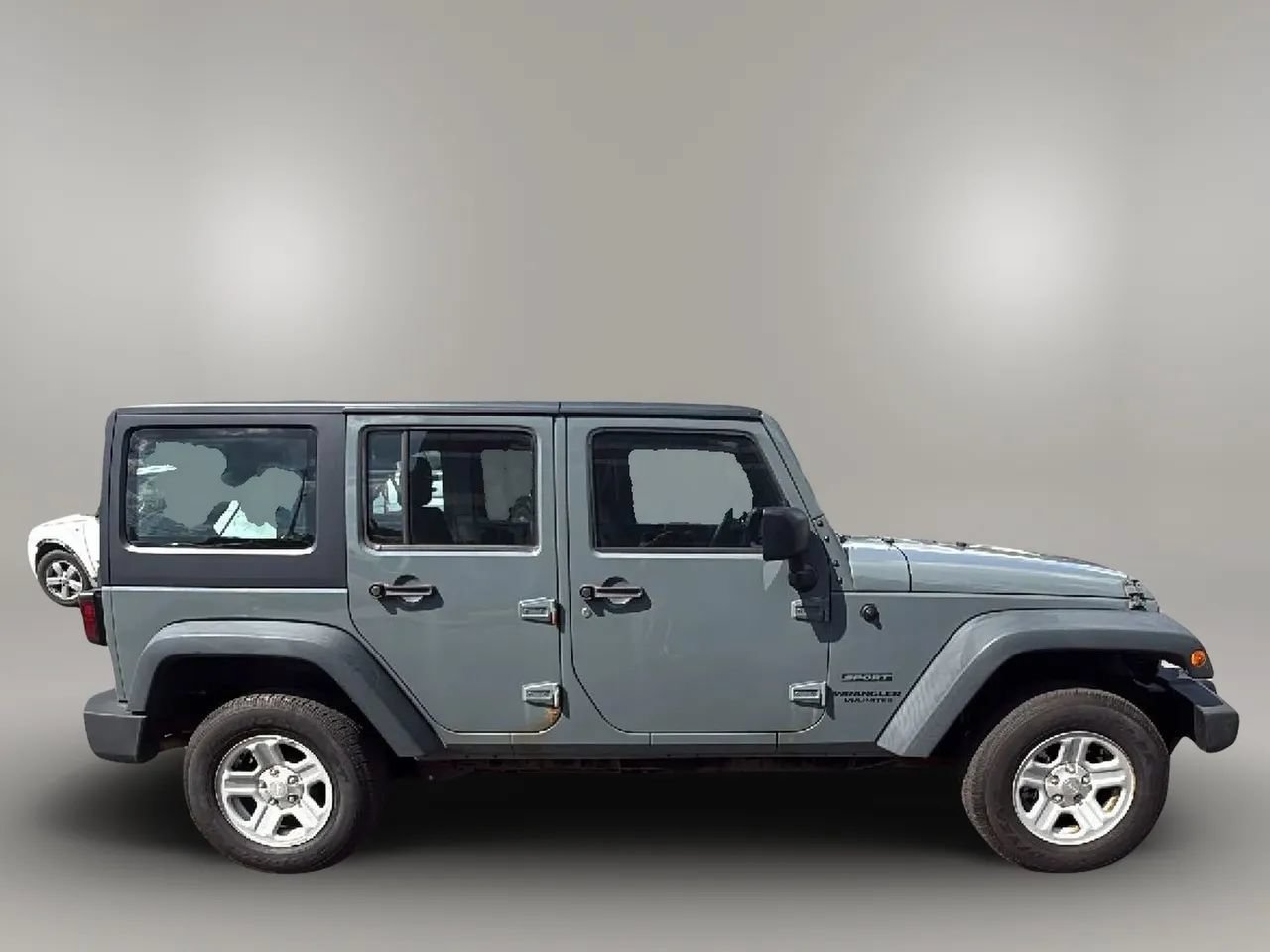 Used 2014 Jeep Wrangler Unlimited Sport w/ Connectivity Group AWD/4WD image 6