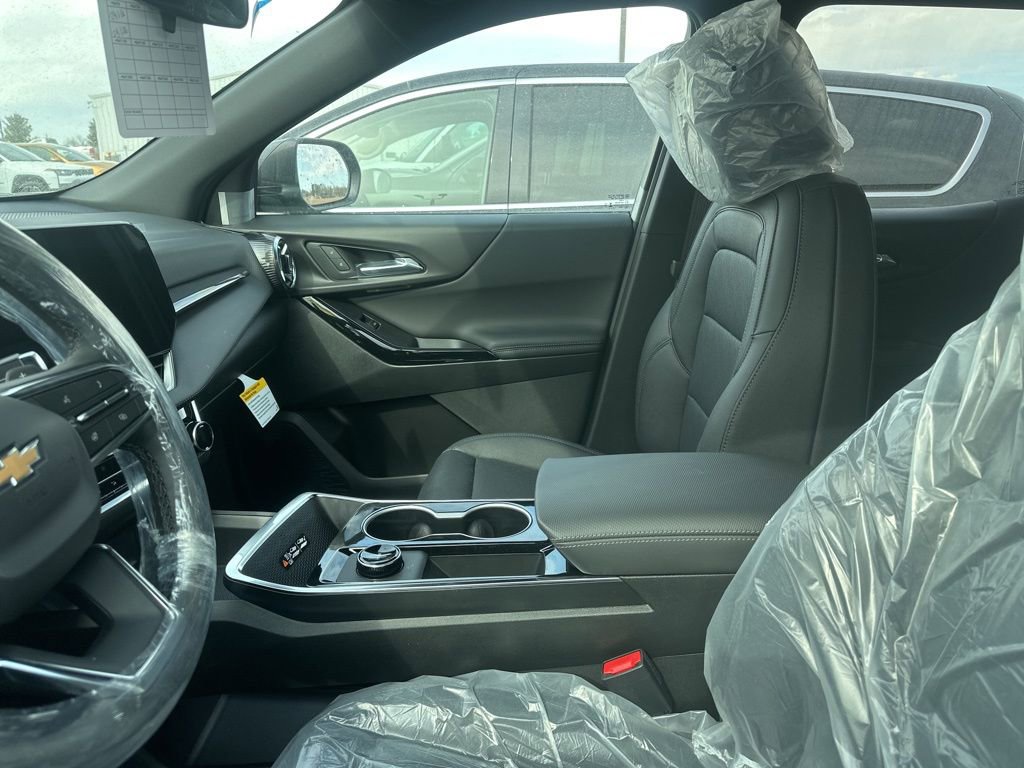 New 2026 Chevrolet Equinox LT image 5