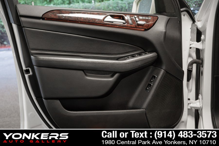 Used 2019 Mercedes-Benz GLS 450 4MATIC image 12