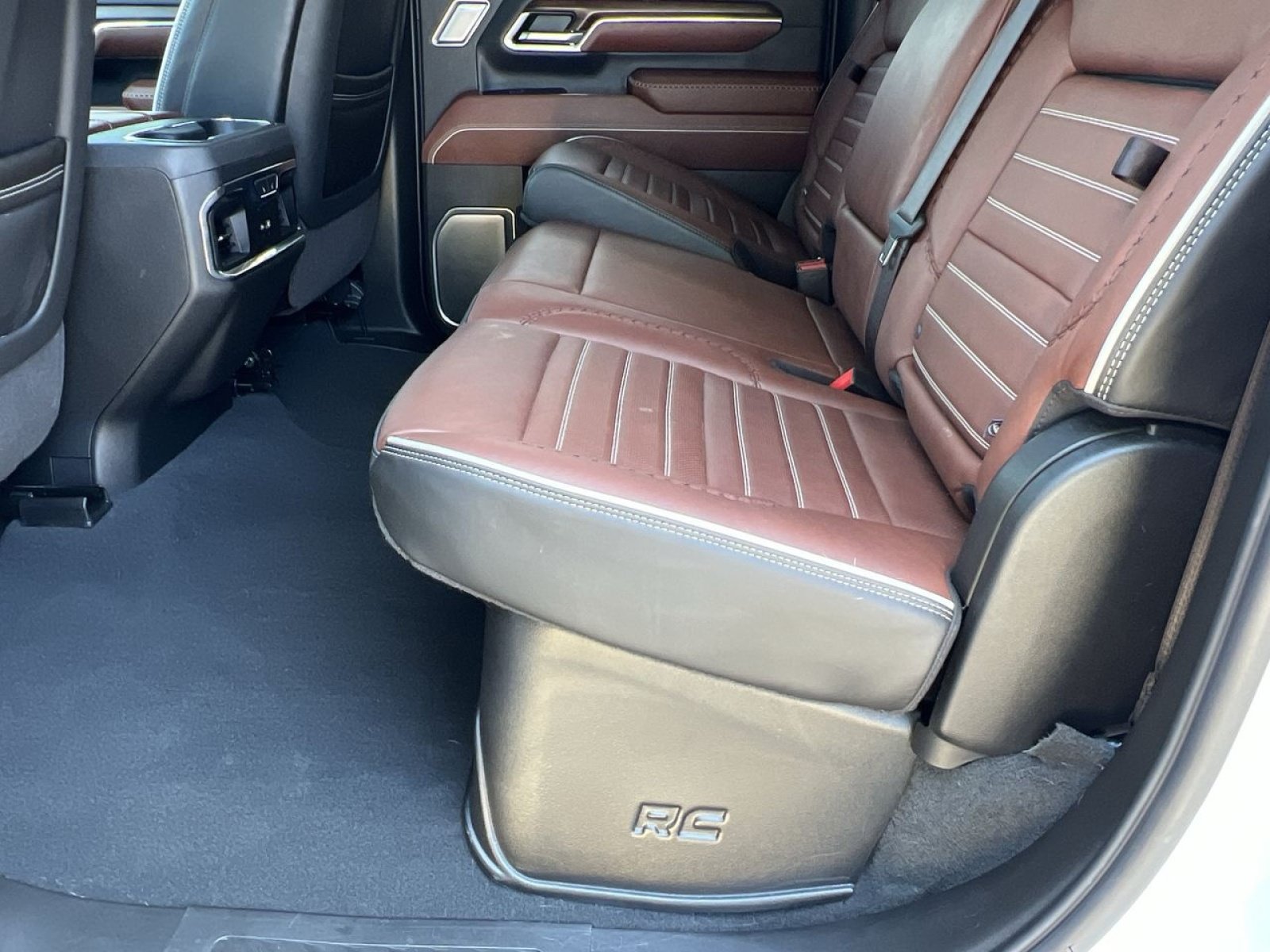 Used 2026 GMC Sierra 2500 Denali Ultimate AWD/4WD image 22