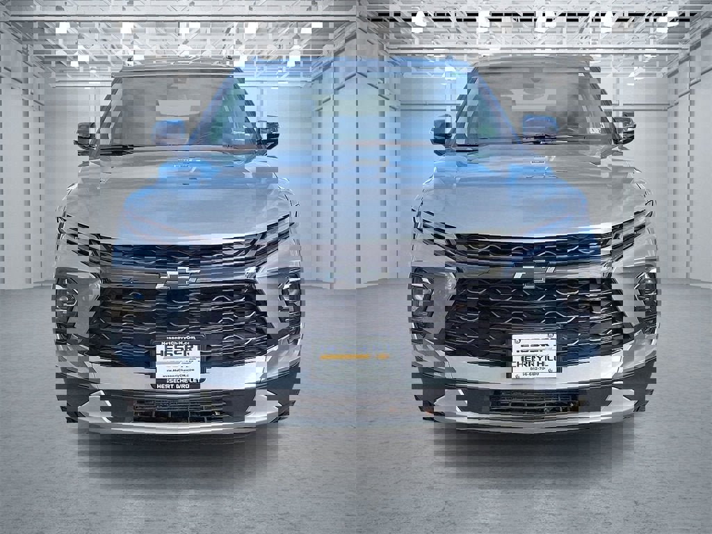 Certified 2024 Chevrolet Blazer LT w/ Midnight/Sport Edition image 3