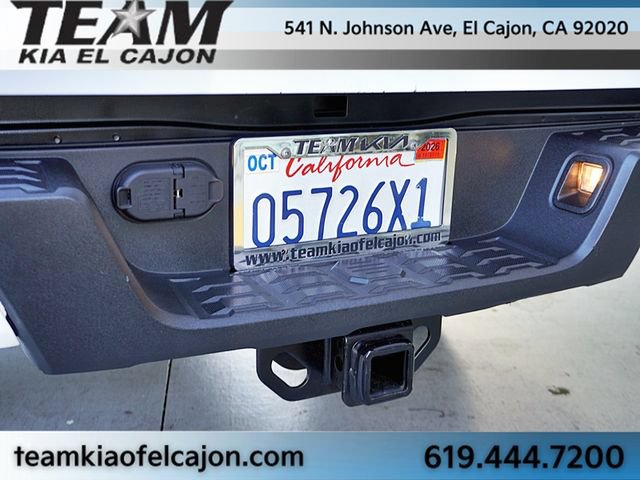 Used 2016 Toyota Tacoma TRD Sport w/ Towing Package RWD image 14