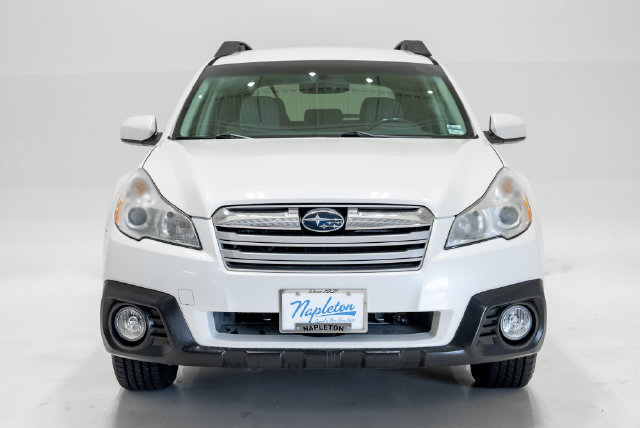 Used 2014 Subaru Outback 2.5i Premium AWD/4WD image 4