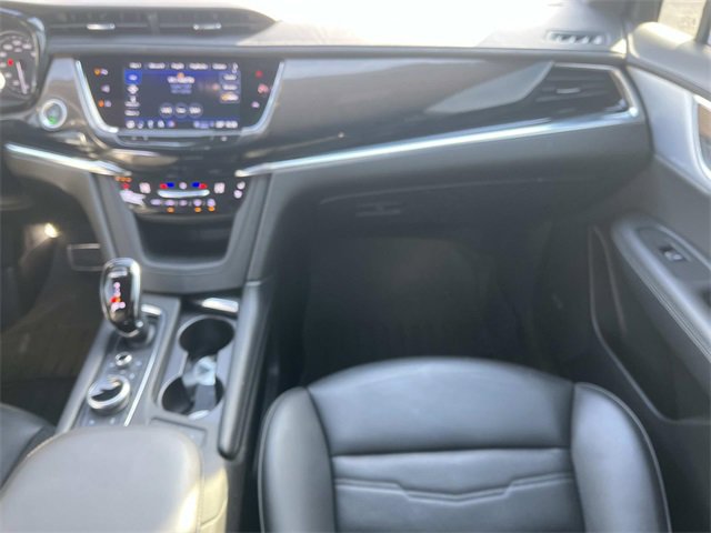 Used 2023 Cadillac XT6 Sport w/ Platinum Package image 13