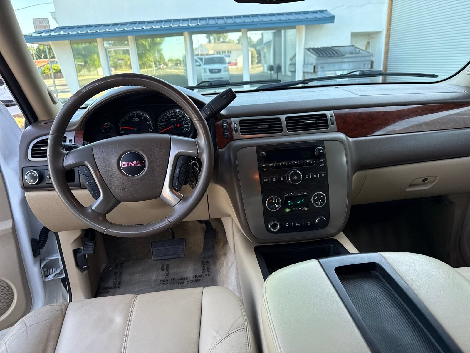 Used 2014 GMC Yukon XL SLT RWD image 12