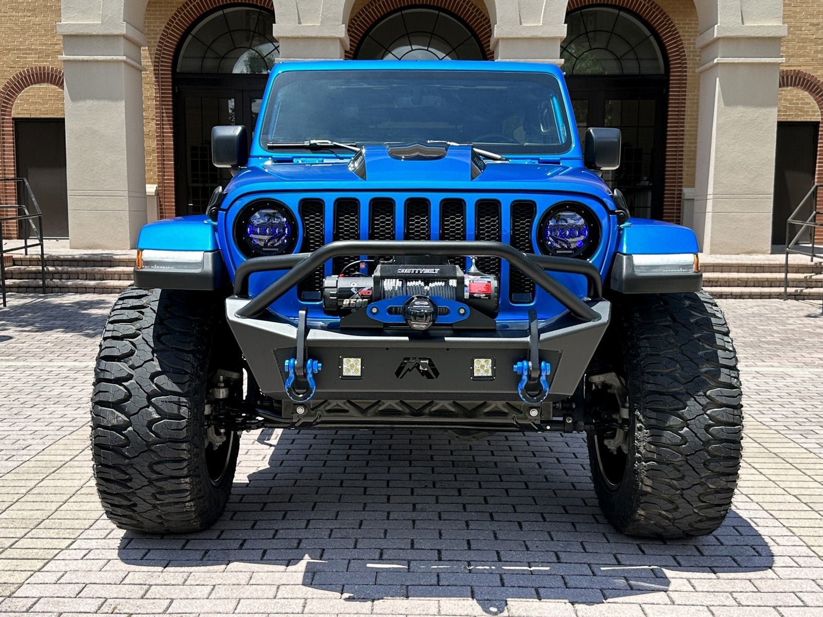 Used 2022 Jeep Wrangler Unlimited Sahara w/ LED Lighting Group AWD/4WD image 12