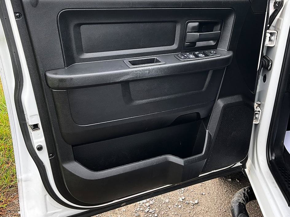 Used 2019 RAM 1500 Tradesman w/ Chrome Plus Package RWD image 26