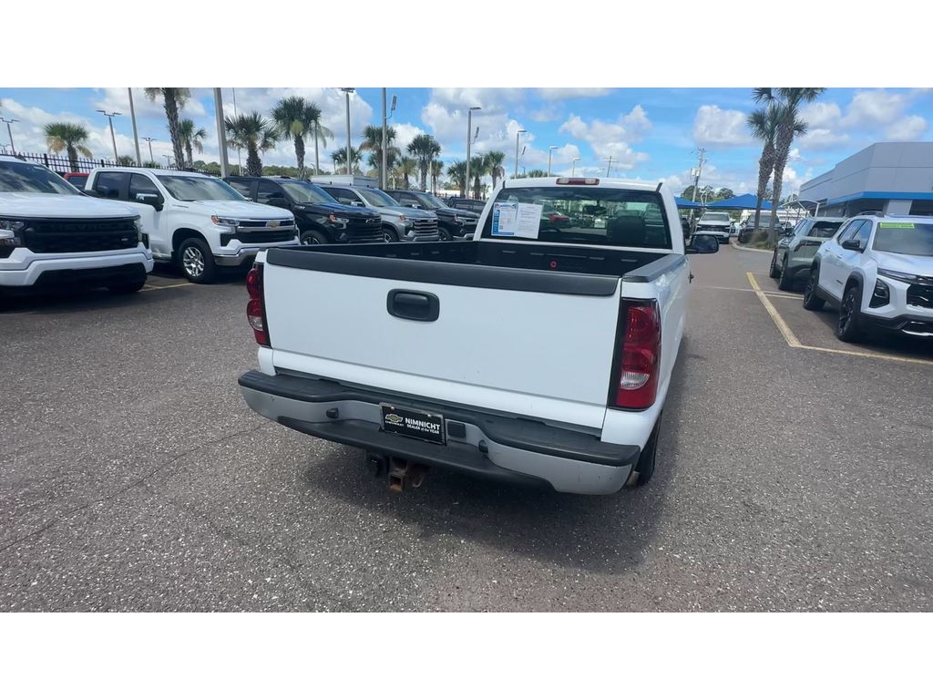 Used 2004 Chevrolet Silverado 1500 W/T RWD image 3