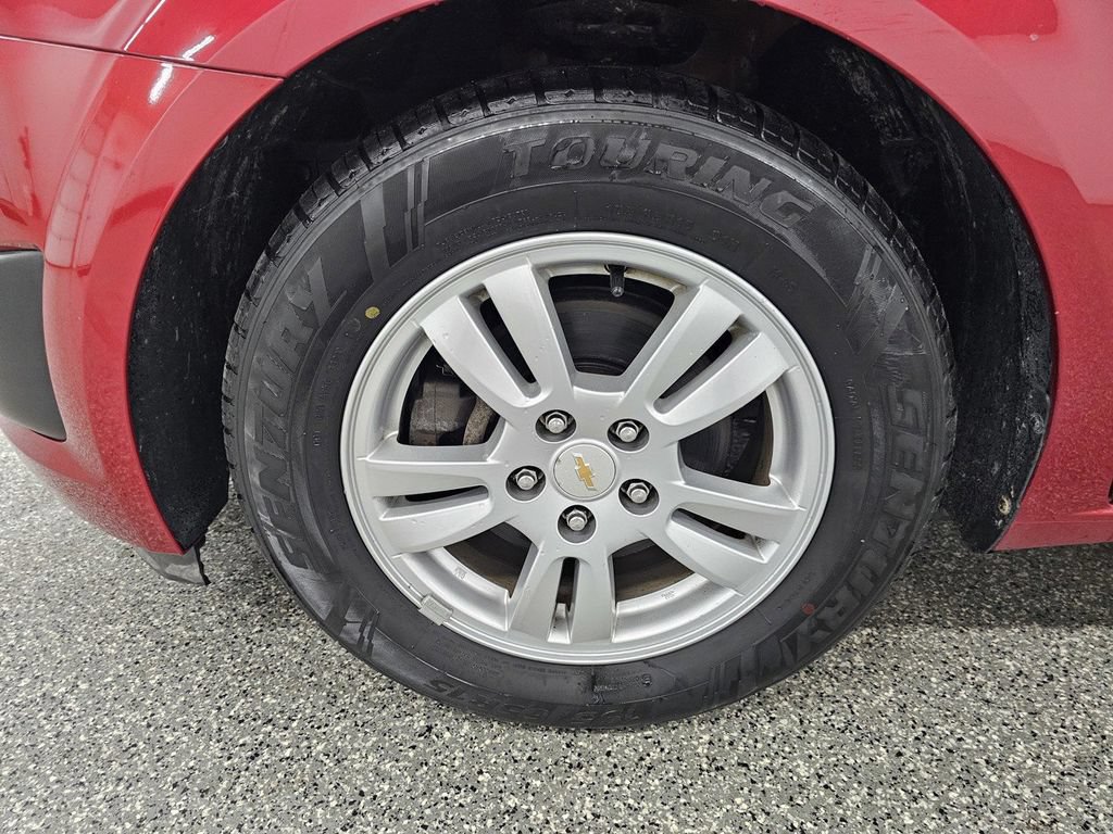 Used 2012 Chevrolet Sonic LS FWD image 9