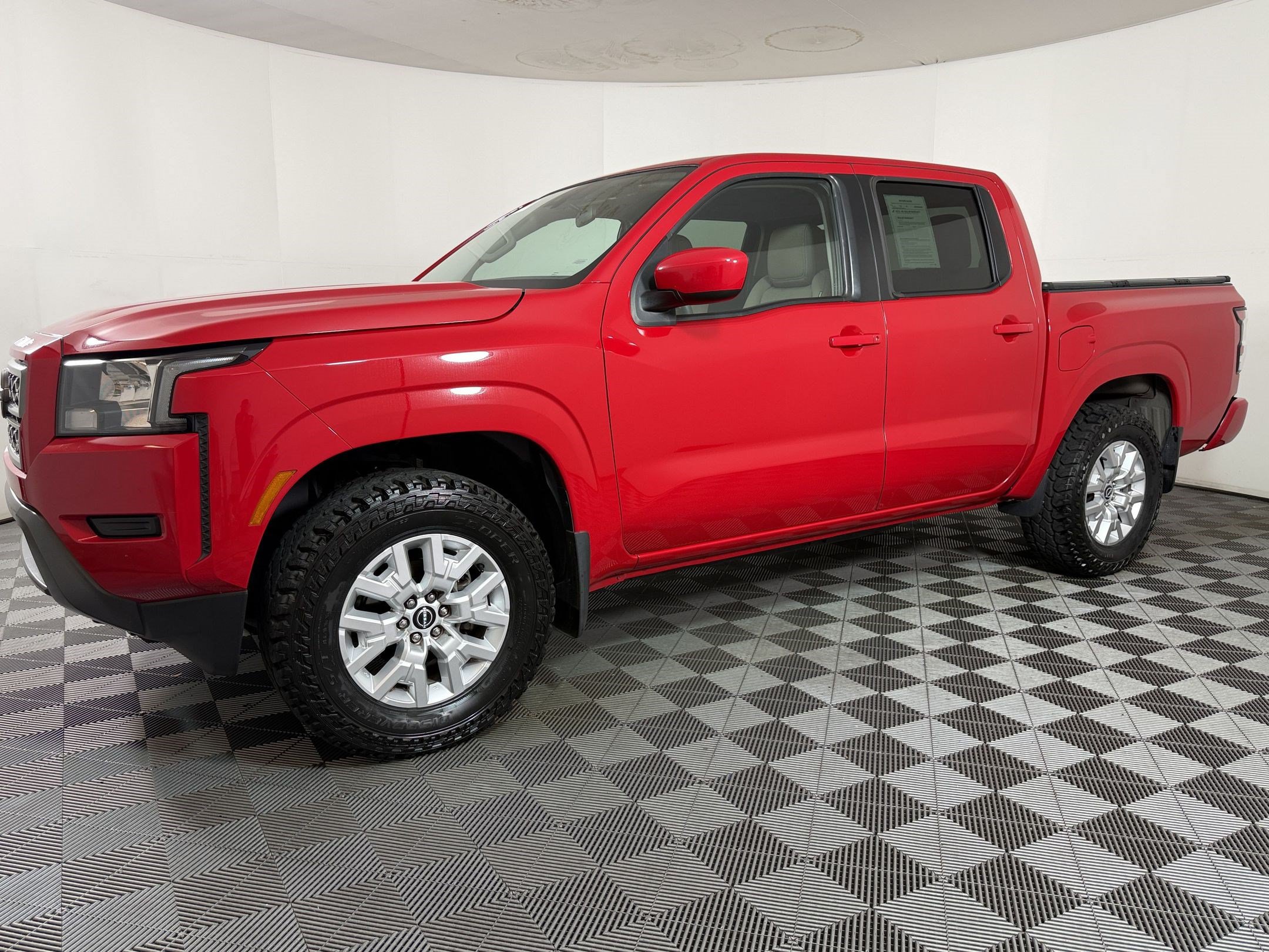 Used 2022 Nissan Frontier SV w/ Technology Package AWD/4WD image 24