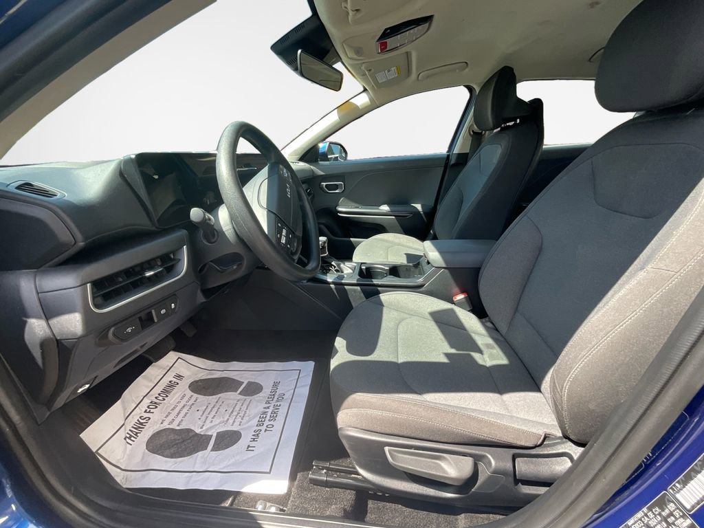 Used 2025 Kia K4 LXS FWD image 12