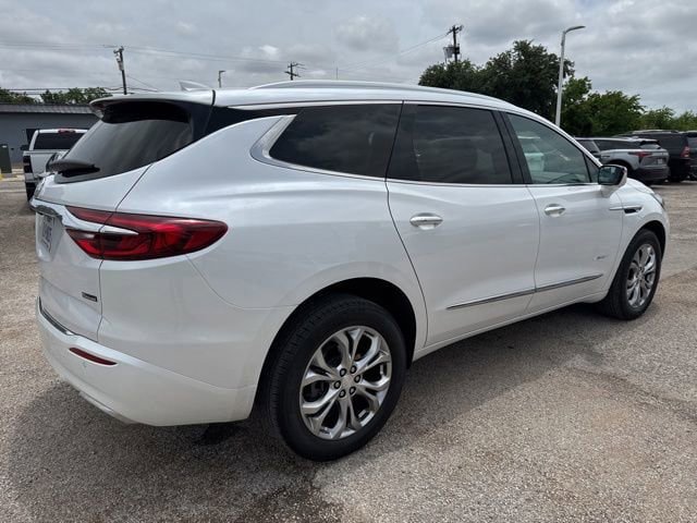 Used 2021 Buick Enclave Avenir w/ Avenir Technology Package AWD/4WD image 3