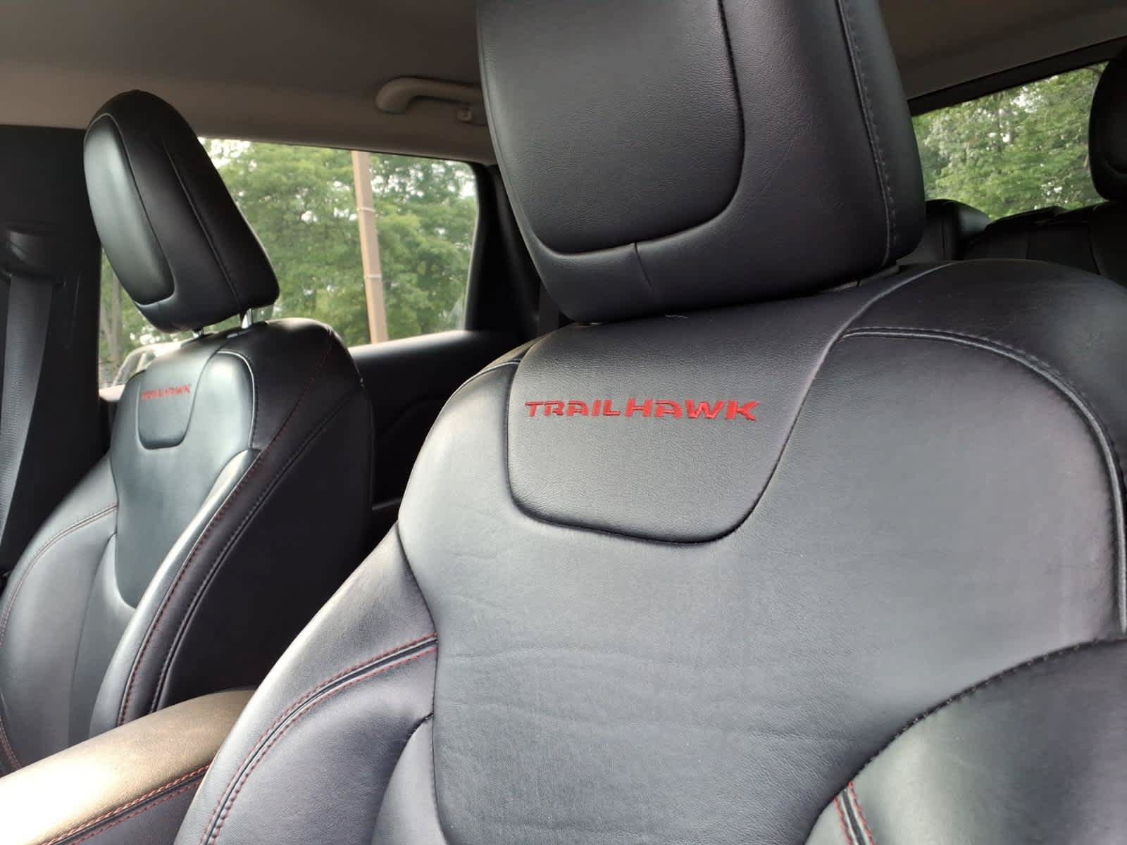 Used 2014 Jeep Cherokee Trailhawk w/ Technology Group AWD/4WD image 20