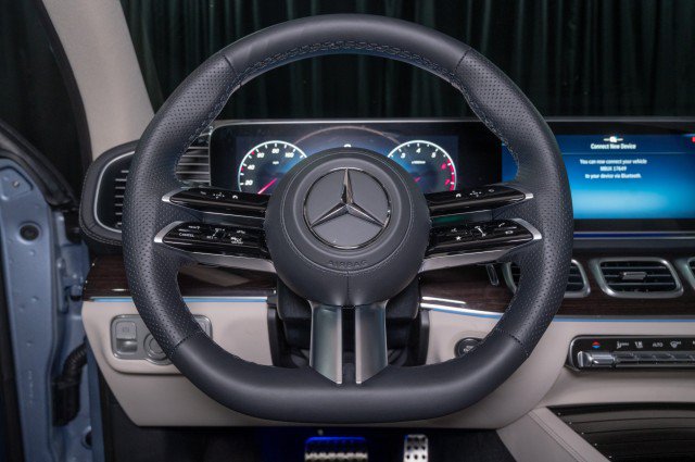 New 2026 Mercedes-Benz GLS 450 4MATIC image 21