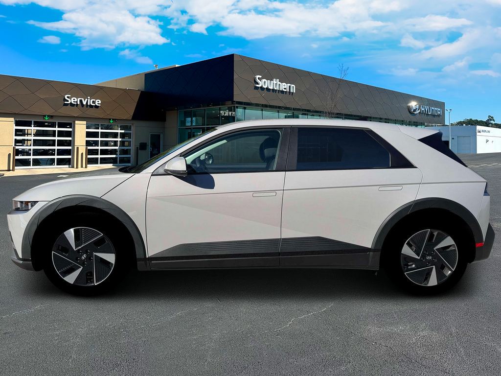 New 2026 Hyundai Ioniq 5 SEL AWD/4WD image 3