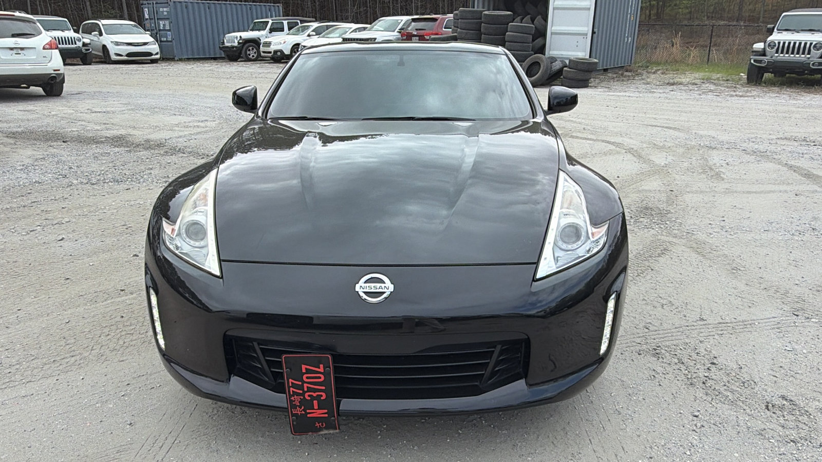 Used 2017 Nissan 370Z Coupe image 3