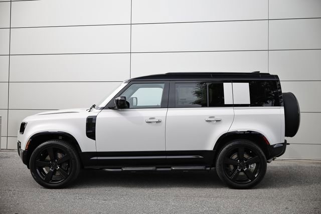 New 2026 Land Rover Defender 110 X-Dynamic SE AWD/4WD image 4