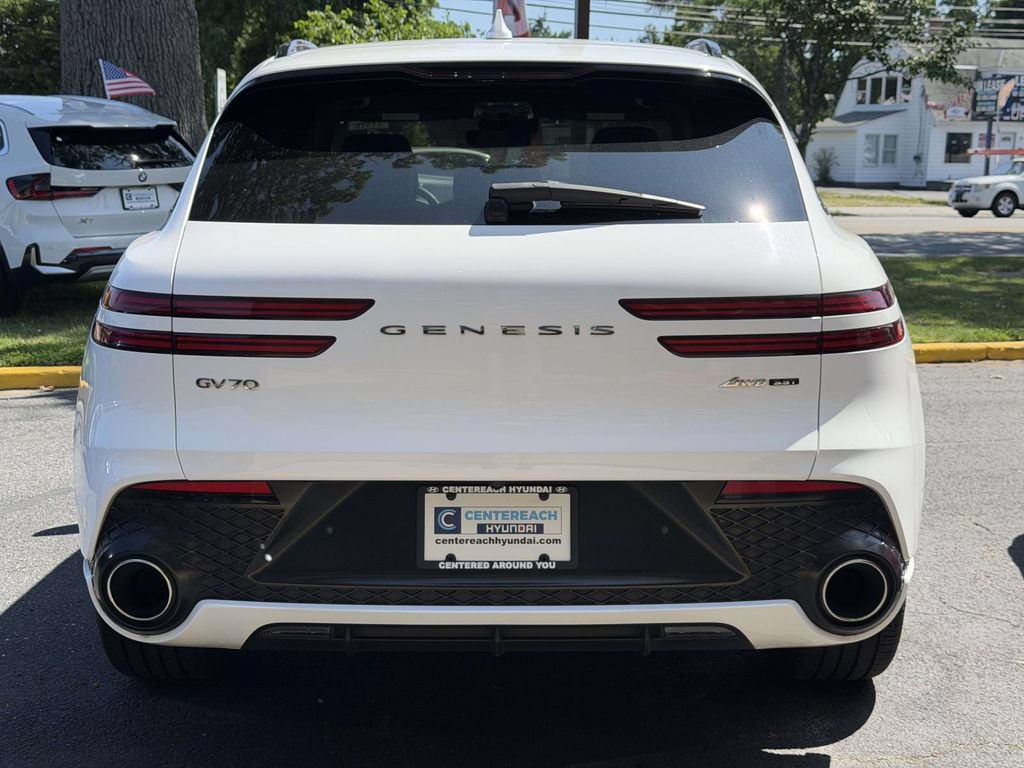 Used 2023 Genesis GV70 3.5T Sport w/ Sport Prestige Package AWD/4WD image 34