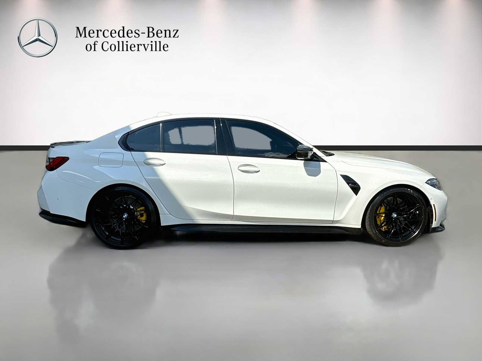 Used 2022 BMW M3 Competition w/ M Carbon Exterior Package AWD/4WD image 4